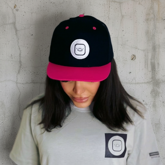 NEW! I Classic Icon Two-Tone Rapper Cap - Black & Pink